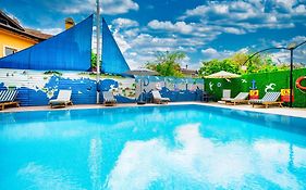 Dedeminn Garden Hotel